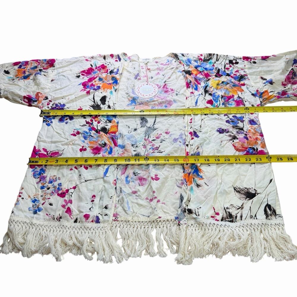 UMGEE Floral short sleeve fringe kimono Size Small Bohemian Boho Hippie Indie - Picture 7 of 10